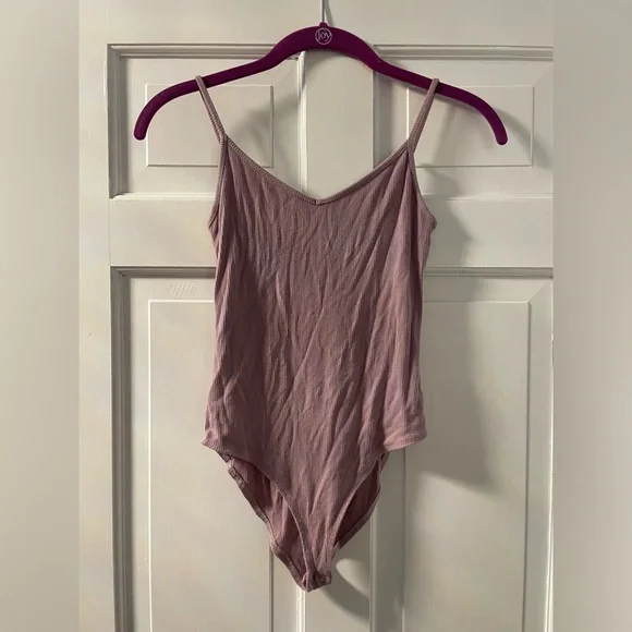 Forever 21 Mauve Ribbed Bodysuit - Picture 2 of 5